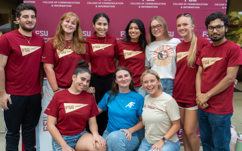 Support Students in Communication & Information!